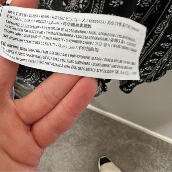 Abercrombie & Fitch aztec tribal mini dress-black, white, size small, summer - Picture 12 of 12